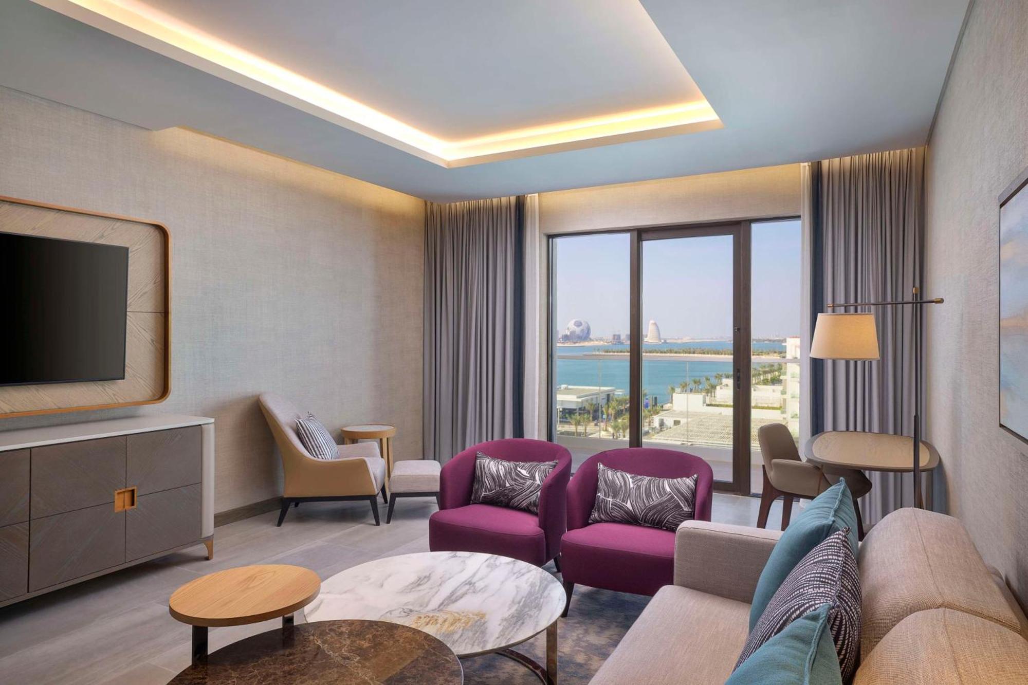 Hilton Yas Island 5*