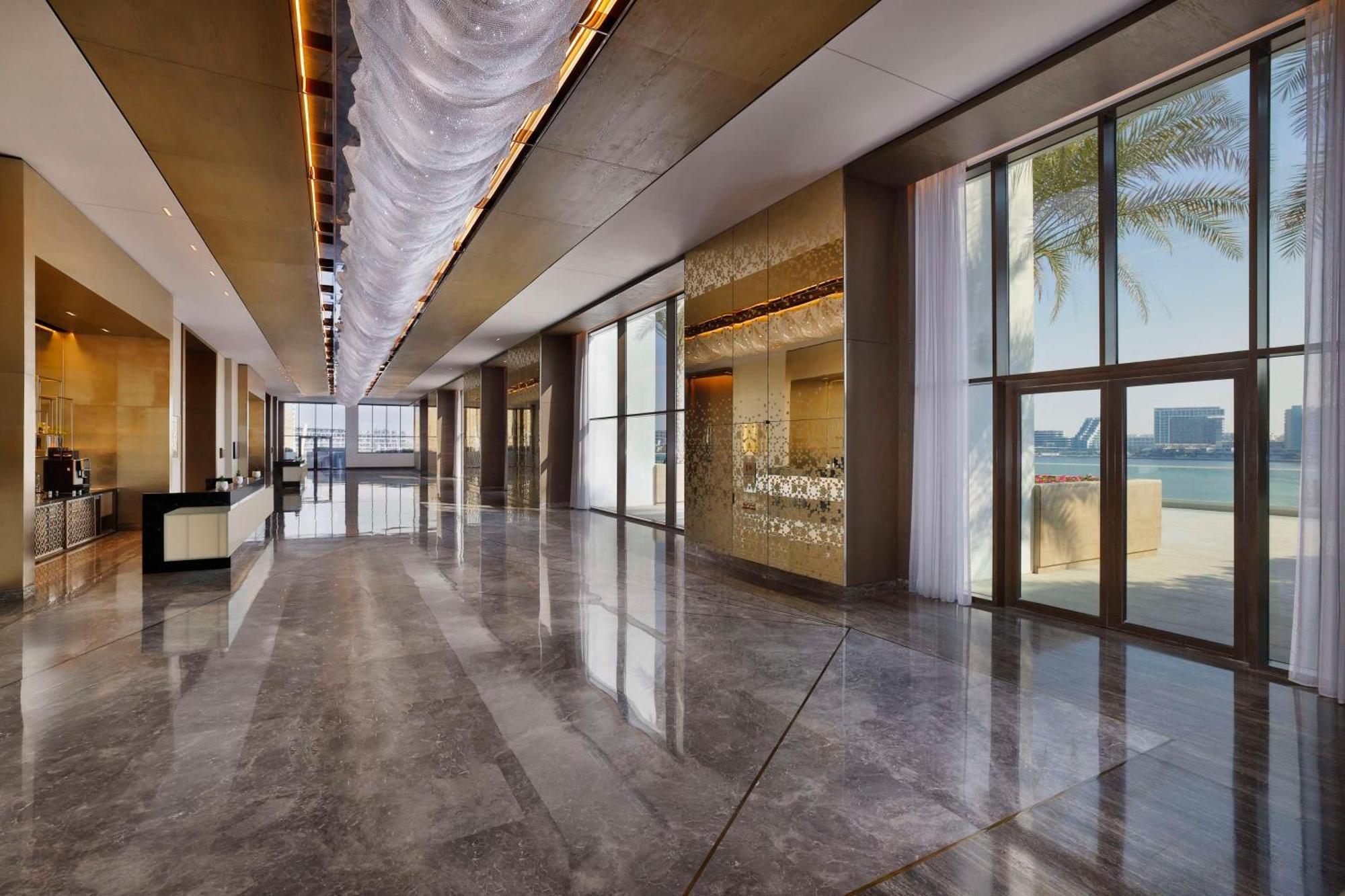 Hilton Yas Island सहारा 5*