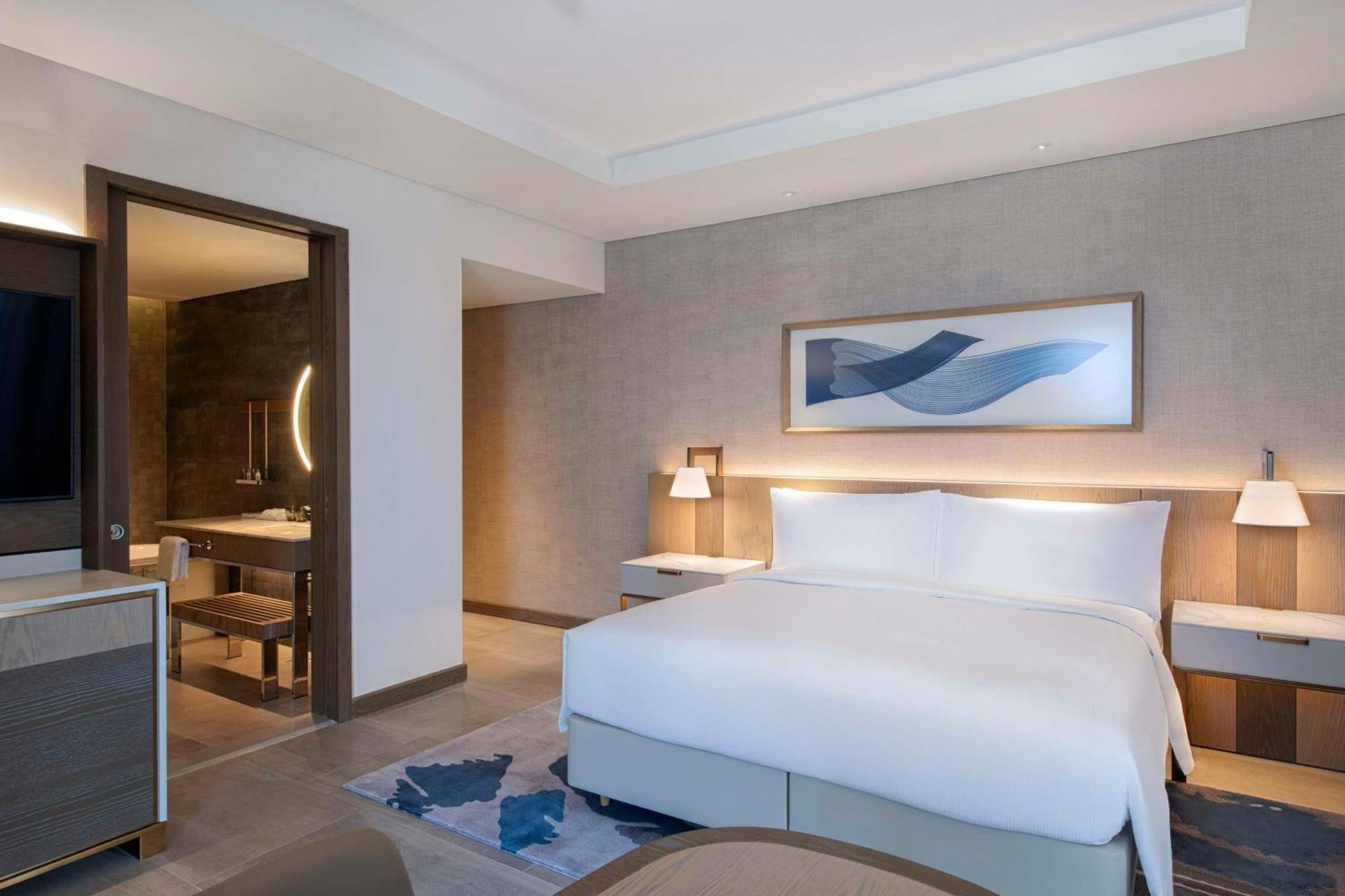 Resort Hilton Yas Island 5*