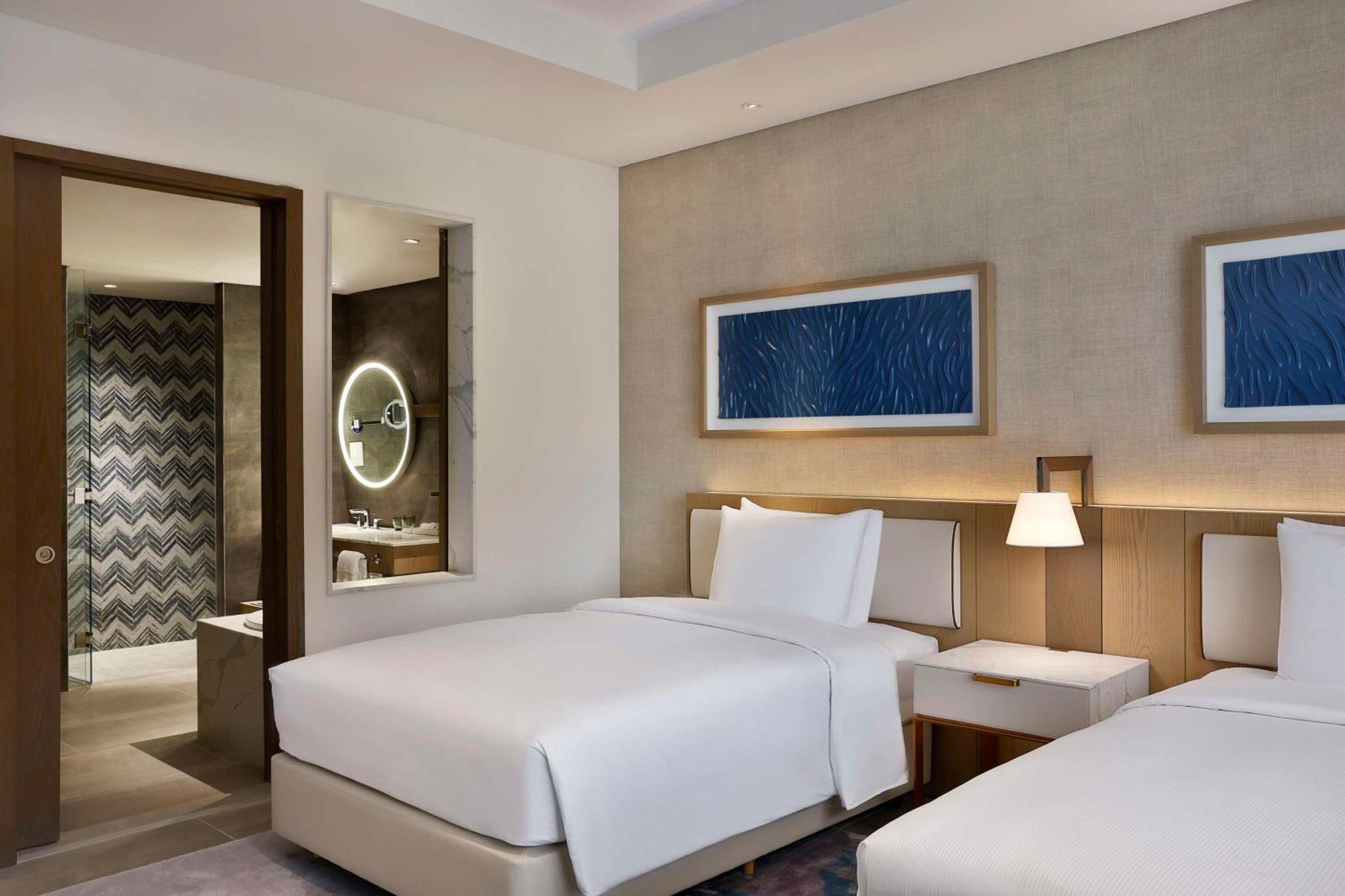 Resort Hilton Yas Island 5*