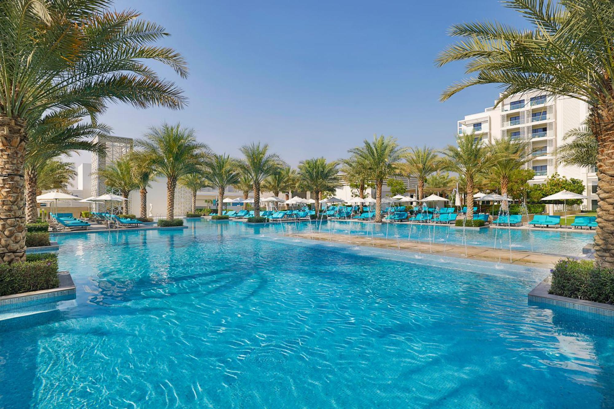 Resort Hilton Yas Island 5*
